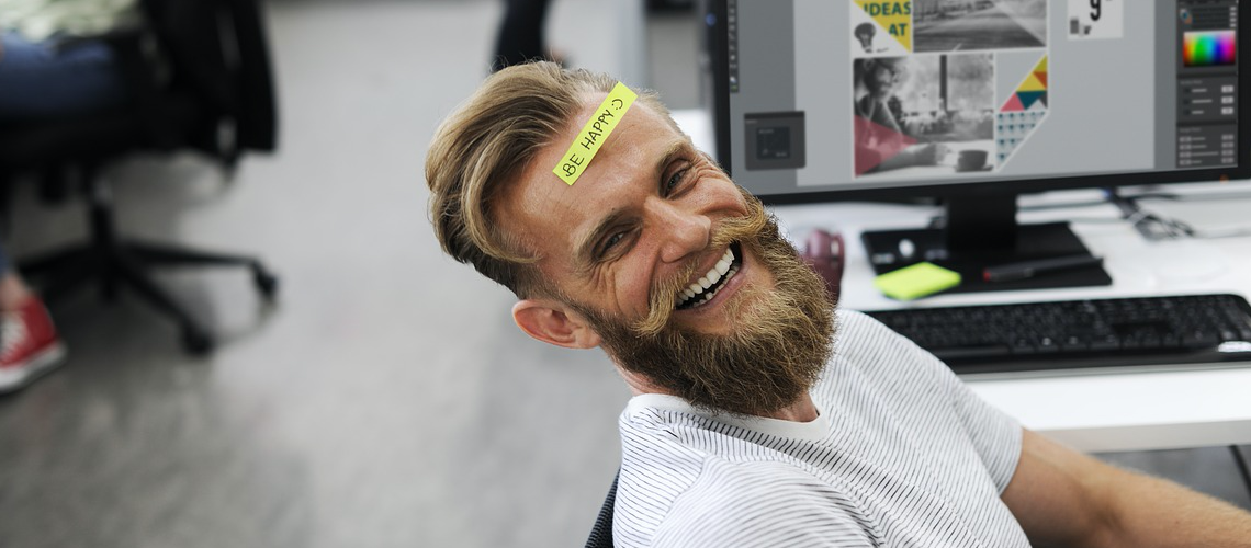 Le bonheur est dans le sourire Le bonheur est dans le sourire